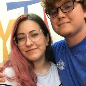 Meet your Posher, Caitlyn